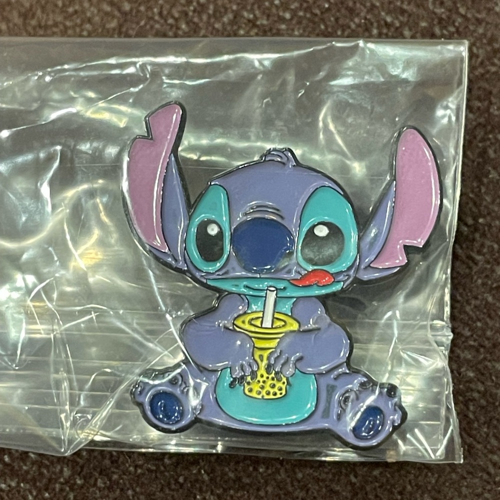 Stitch Boba Tea Pin - Picture 2 of 2